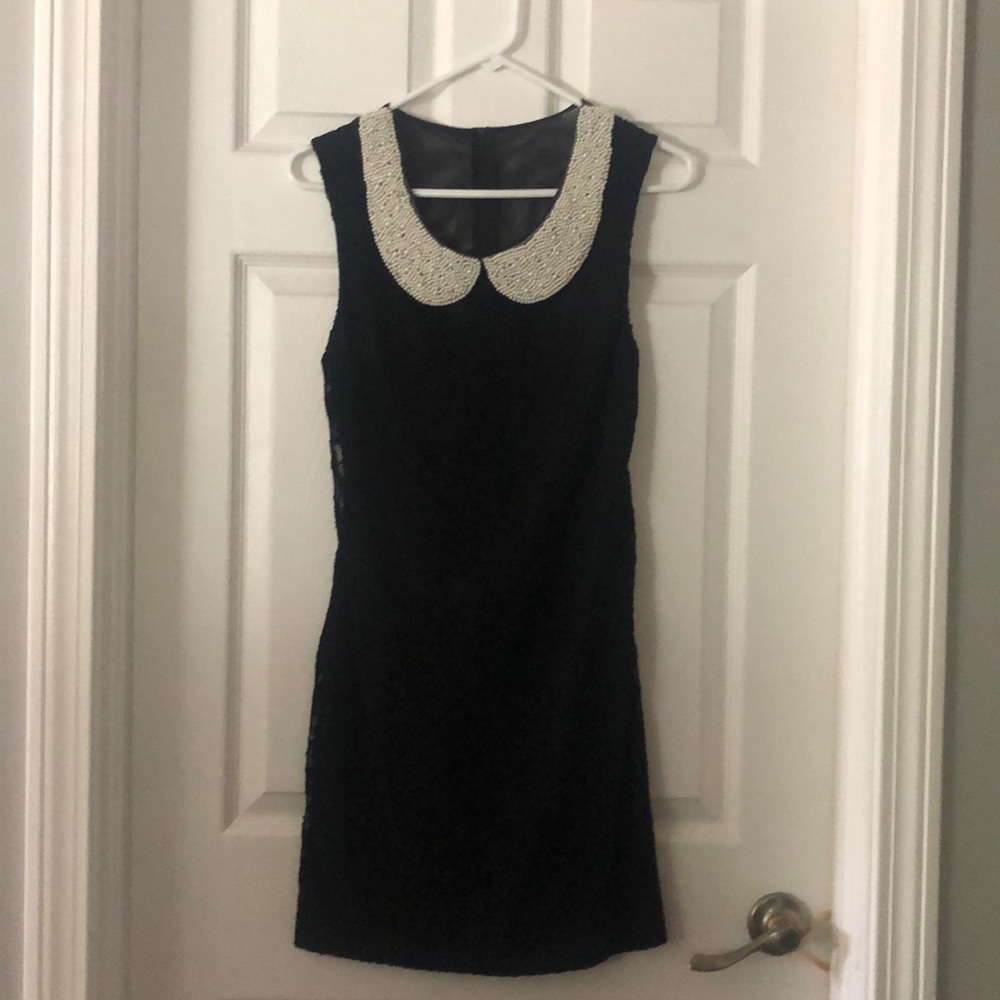 Macy’s City Triangles Black & Pearl Dress size 11